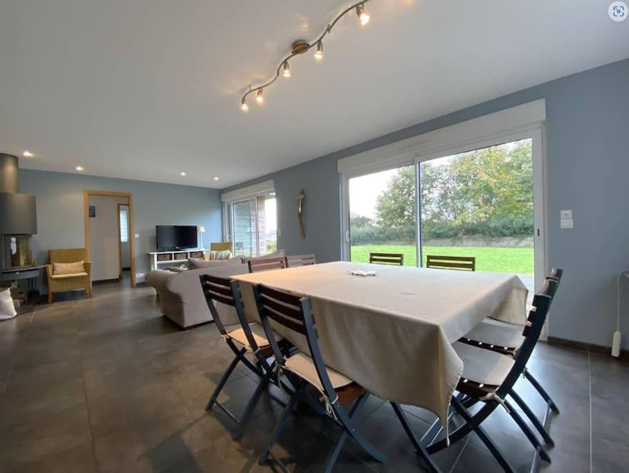 Belle Maison En Bois Perros - La Lande Luaran gambar